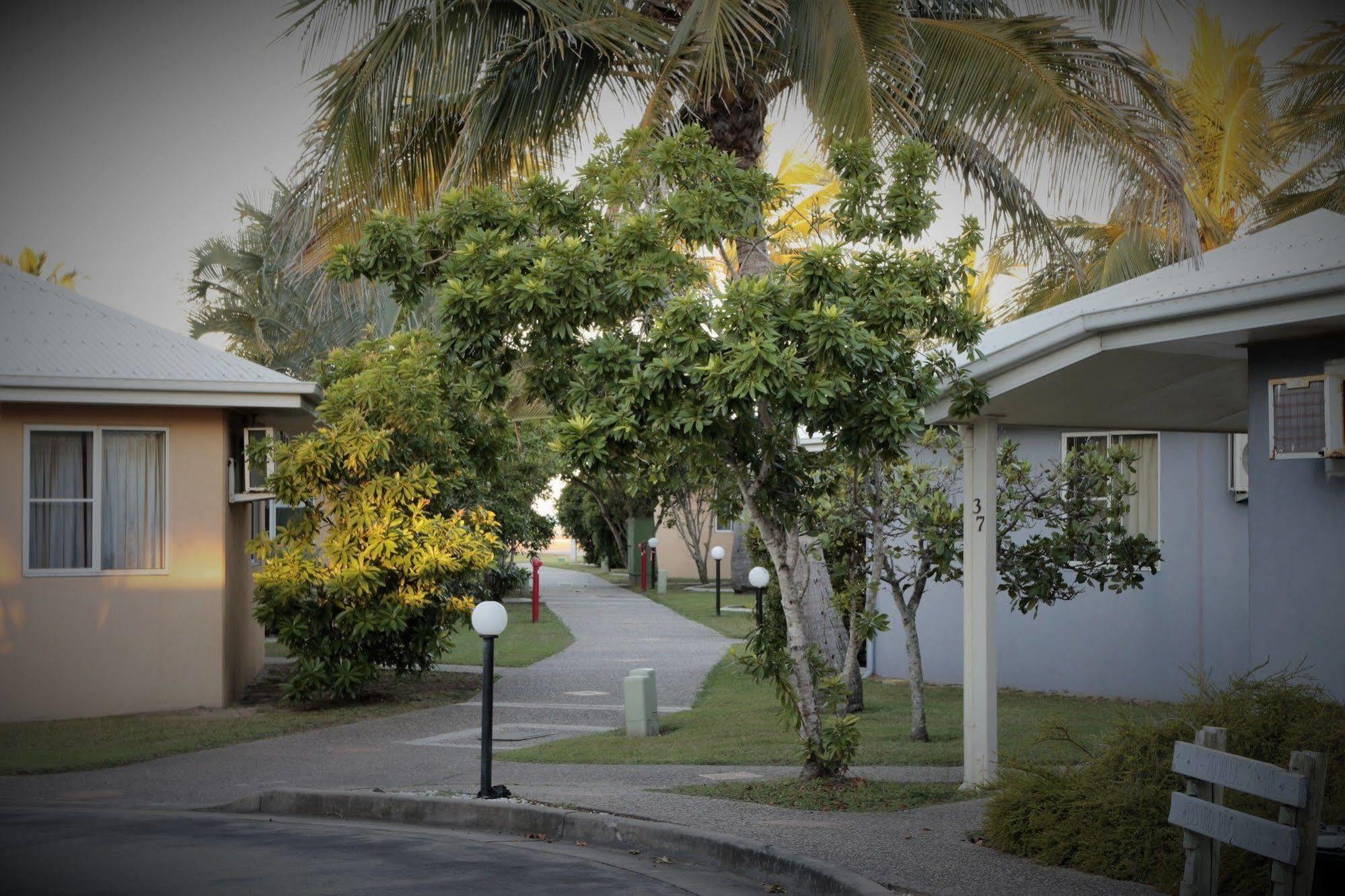 Illawong Beach Resort Mackay Exterior photo