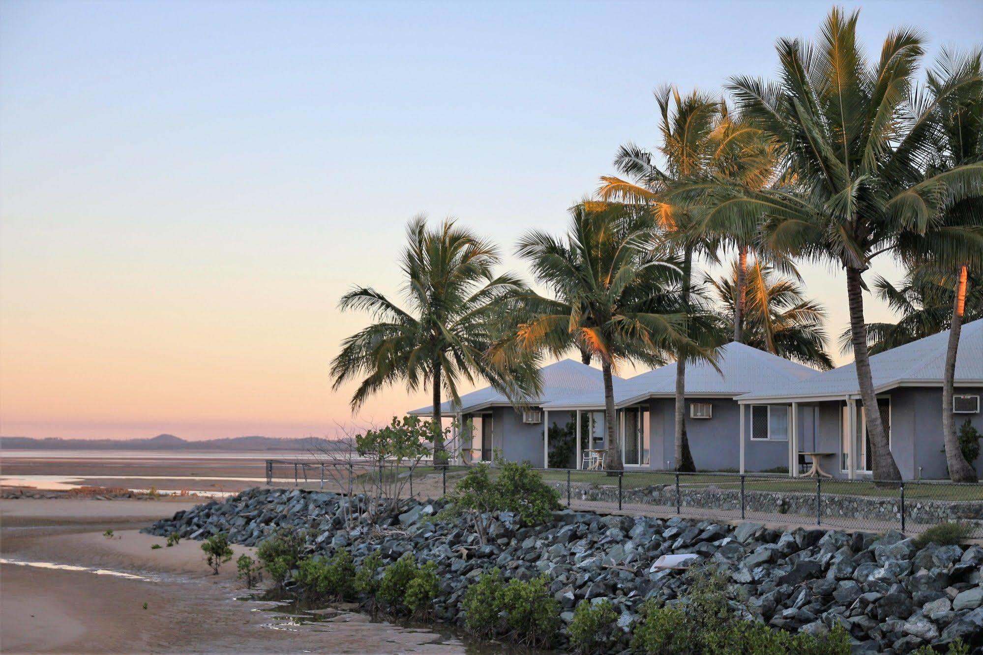 Illawong Beach Resort Mackay Exterior photo