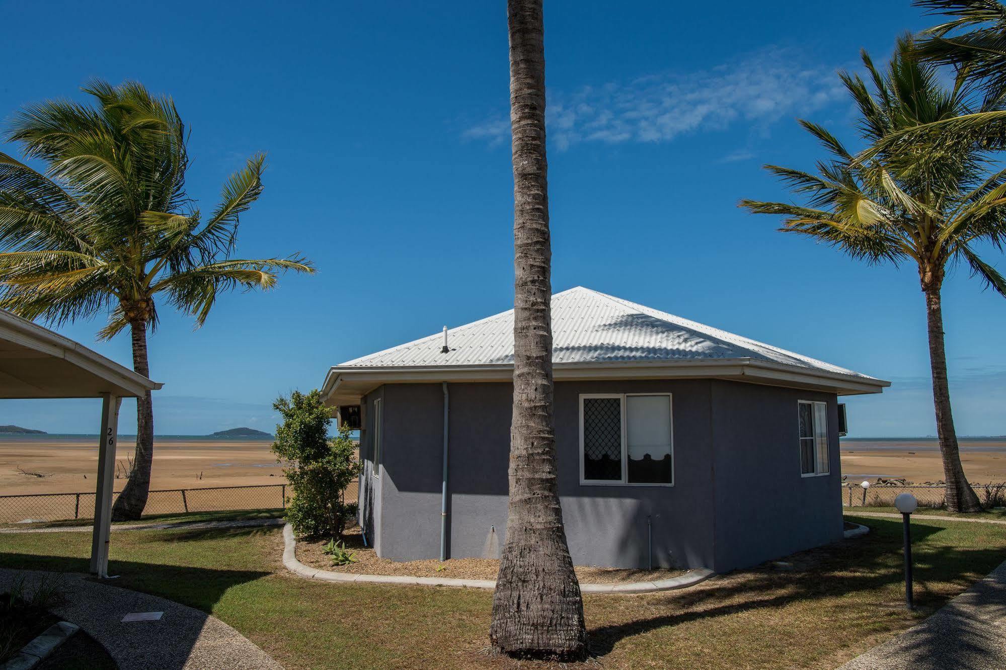 Illawong Beach Resort Mackay Exterior photo