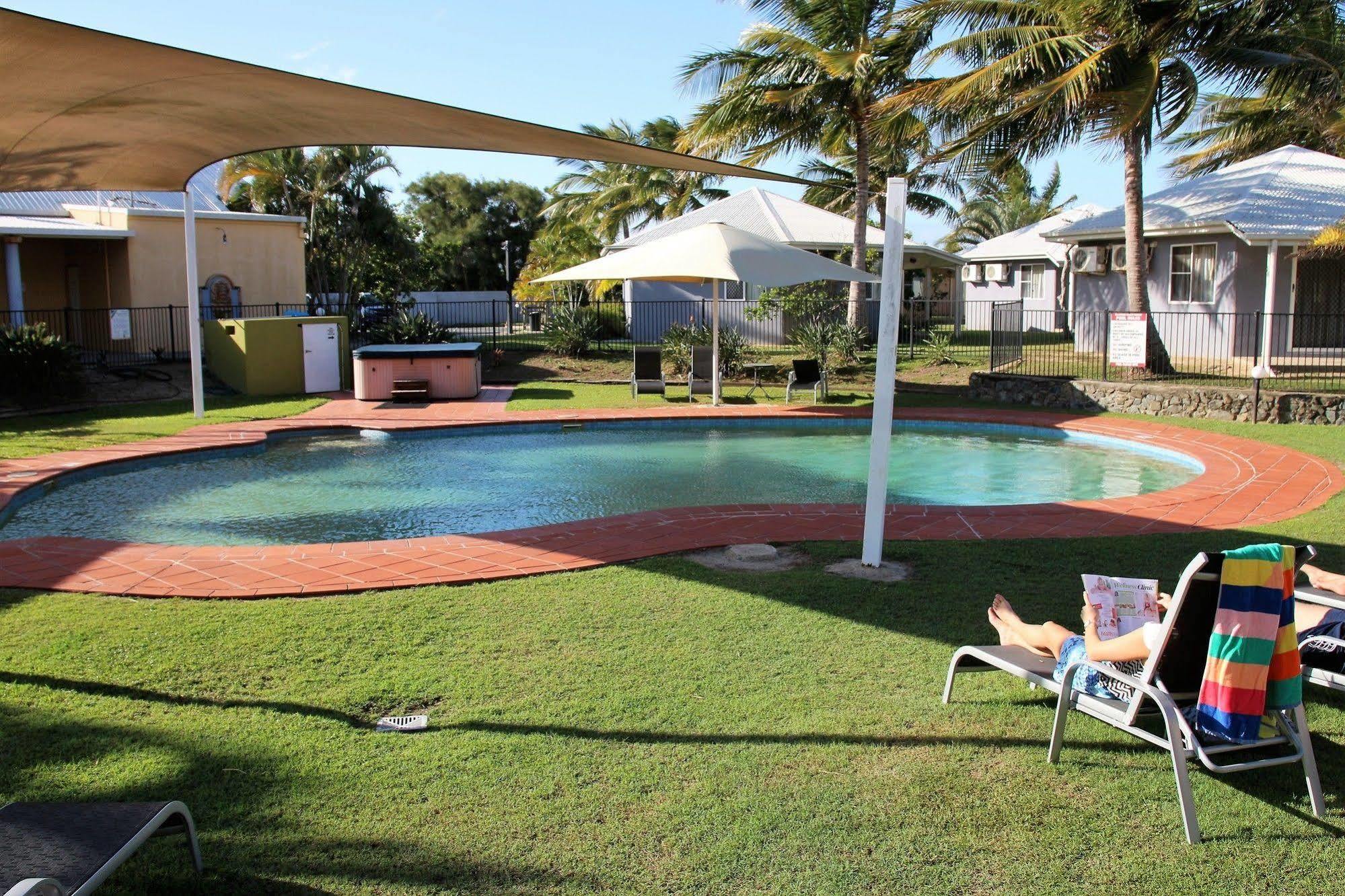 Illawong Beach Resort Mackay Exterior photo